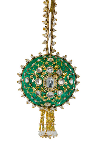 Joans-Broach-Green.jpg